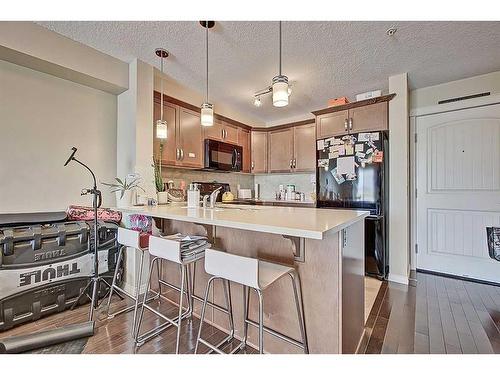 2316-175 Panatella Hill Nw, Calgary, AB - Indoor Photo Showing Kitchen With Upgraded Kitchen