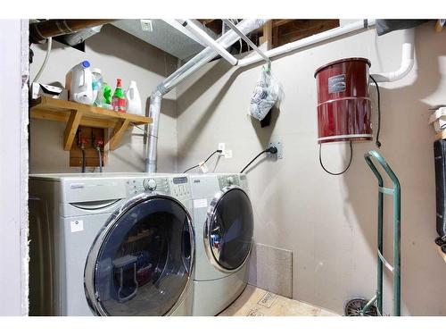 2004 52 Street Nw, Calgary, AB - Indoor Photo Showing Laundry Room