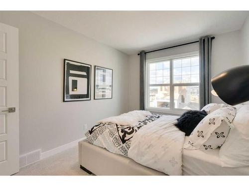 93 Legacy Reach Crescent Se, Calgary, AB - Indoor Photo Showing Bedroom