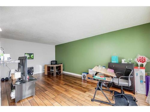 211-4455A Greenview Drive Ne, Calgary, AB - Indoor