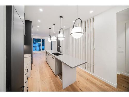 1406 22 Avenue Nw, Calgary, AB - Indoor Photo Showing Kitchen With Upgraded Kitchen