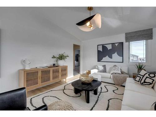 25 Snowberry Lane East, Okotoks, AB - Indoor Photo Showing Living Room