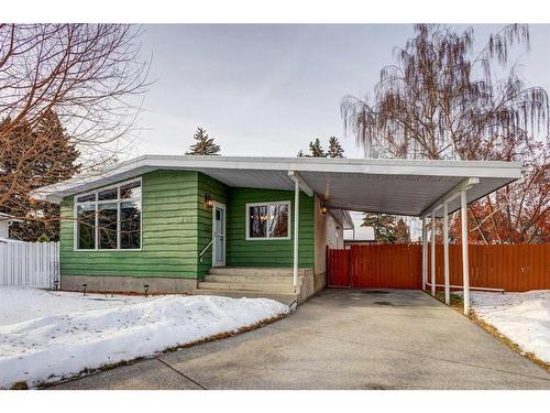 752 Archwood Road Se, Calgary, AB - Outdoor