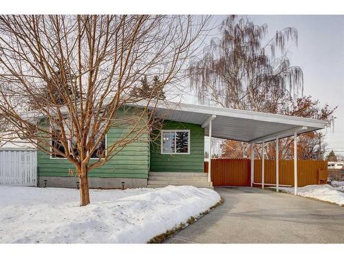 752 Archwood Road Se, Calgary, AB - Outdoor