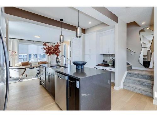 204 Langwell Common Se, Airdrie, AB - Indoor Photo Showing Kitchen With Upgraded Kitchen