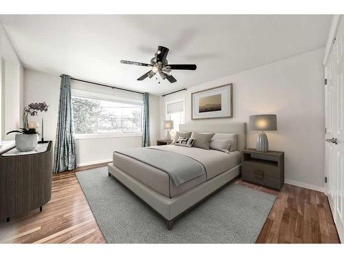 14 Columbia Place Nw, Calgary, AB - Indoor Photo Showing Bedroom