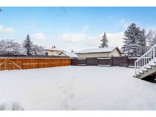 344 Templeton Circle Ne, Calgary, AB - Outdoor