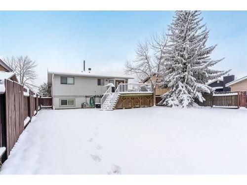 344 Templeton Circle Ne, Calgary, AB - Outdoor