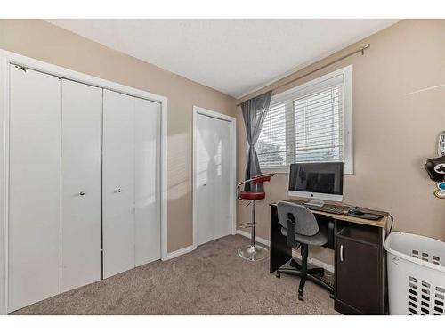 10-4740 Dalton Dr, Calgary Drive, Calgary, AB - Indoor Photo Showing Office