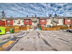 10-4740 Dalton Dr, Calgary Drive  Calgary, AB T3A 2H4