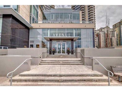 309-1025 5 Avenue Sw, Calgary, AB - Outdoor