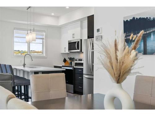 36 Spring Creek Common Sw, Calgary, AB - Indoor Photo Showing Kitchen With Stainless Steel Kitchen With Upgraded Kitchen