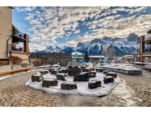 302-1002 8 Avenue, Canmore, AB - Outdoor With View