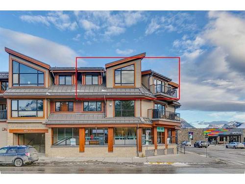 302-1002 8 Avenue, Canmore, AB - Outdoor