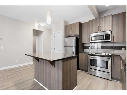 107-8 Sage Hill Terrace Nw, Calgary, AB - Indoor Photo Showing Kitchen