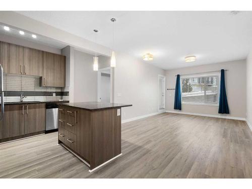 107-8 Sage Hill Terrace Nw, Calgary, AB - Indoor Photo Showing Kitchen