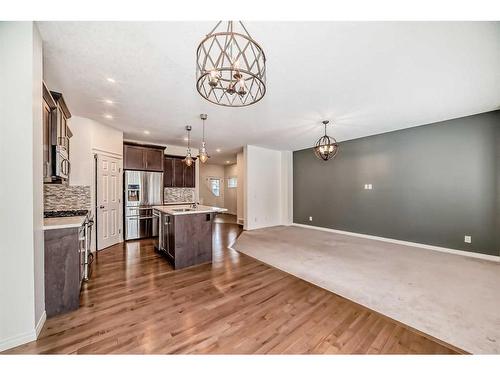 67 Sundown Terrace, Cochrane, AB - Indoor Photo Showing Kitchen