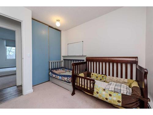 314-4944 Dalton Drive Nw Drive, Calgary, AB - Indoor Photo Showing Bedroom