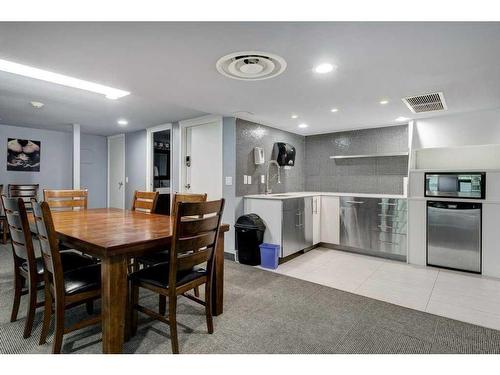 314-4944 Dalton Drive Nw Drive, Calgary, AB - Indoor Photo Showing Dining Room