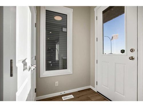 18 Wedderburn Gate, Okotoks, AB - Indoor Photo Showing Other Room