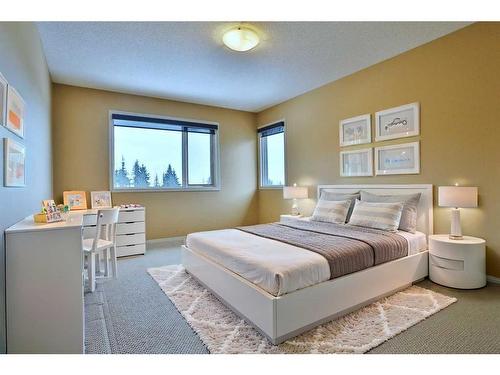 4654 Hamptons Way Nw, Calgary, AB - Indoor Photo Showing Bedroom