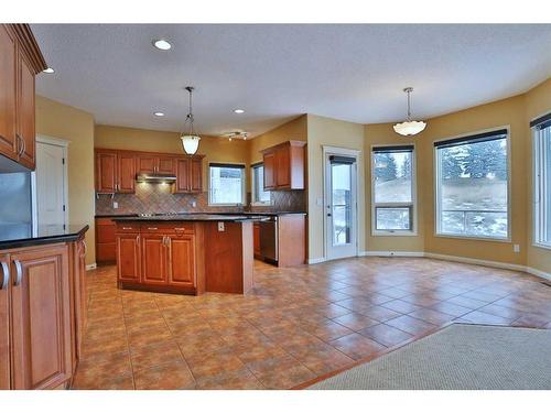 4654 Hamptons Way Nw, Calgary, AB - Indoor Photo Showing Kitchen