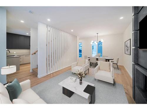 1404 22 Avenue Nw, Calgary, AB - Indoor Photo Showing Living Room