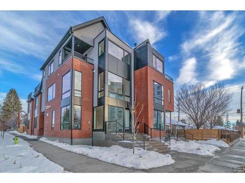 1742 24A Street Sw, Calgary, AB - Outdoor With Facade