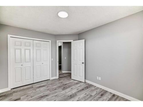 1180 Berkley Drive Nw, Calgary, AB - Indoor