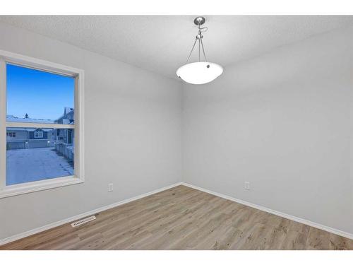 348 Mckenzie Towne Link Se, Calgary, AB - Indoor Photo Showing Other Room