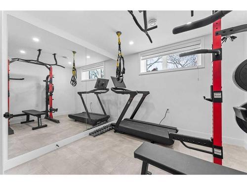 606 Alexander Crescent Nw, Calgary, AB - Indoor Photo Showing Gym Room