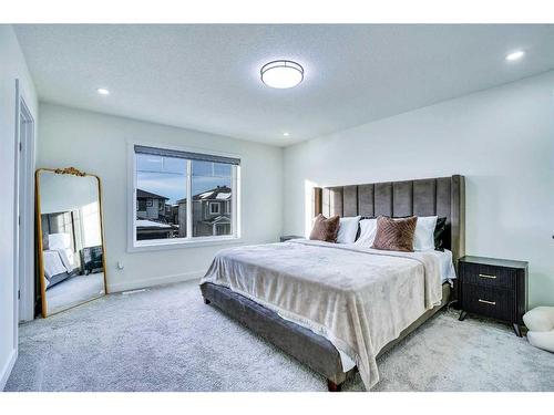 203 Saddlecrest Grove Ne, Calgary, AB - Indoor Photo Showing Bedroom