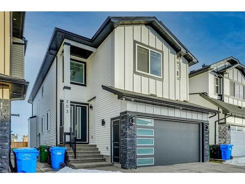 203 Saddlecrest Grove Ne, Calgary, AB - Outdoor