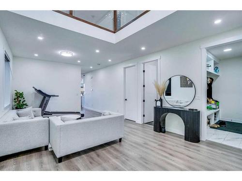 203 Saddlecrest Grove Ne, Calgary, AB - Indoor