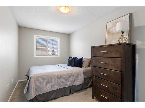 140 Country Village Manor Ne, Calgary, AB - Indoor Photo Showing Bedroom