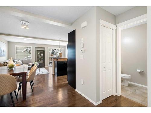 140 Country Village Manor Ne, Calgary, AB - Indoor Photo Showing Dining Room