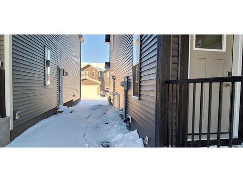 B-381 Edith Place Nw, Calgary, AB 