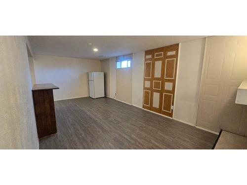 951 Maitland Way Ne, Calgary, AB - Indoor