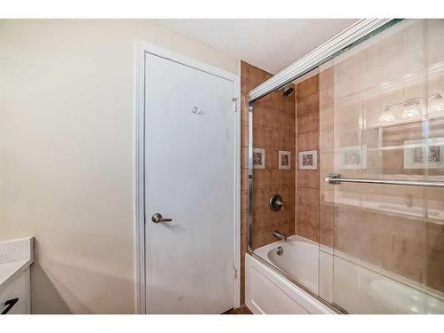 3 Templeby Way Ne, Calgary, AB - Indoor Photo Showing Bathroom