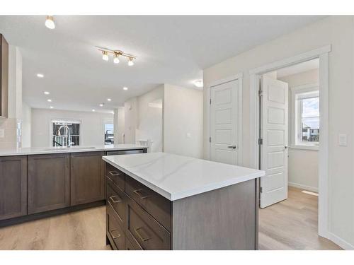 709-474 Seton Circle Se, Calgary, AB - Indoor Photo Showing Kitchen