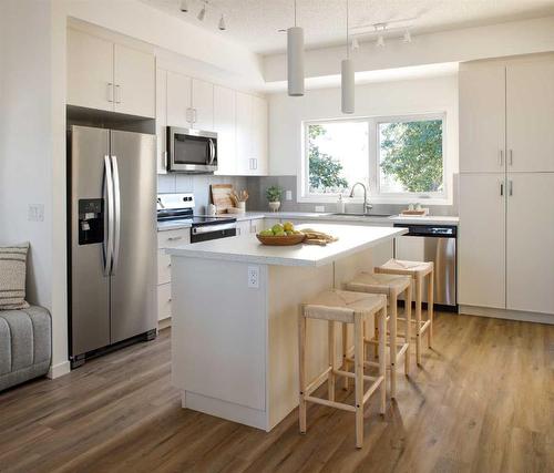 432 Hotchkiss Drive Se, Calgary, AB - Indoor Photo Showing Kitchen With Stainless Steel Kitchen