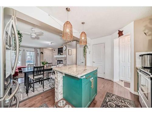 47 Auburn Bay Boulevard Se, Calgary, AB - Indoor Photo Showing Kitchen With Upgraded Kitchen