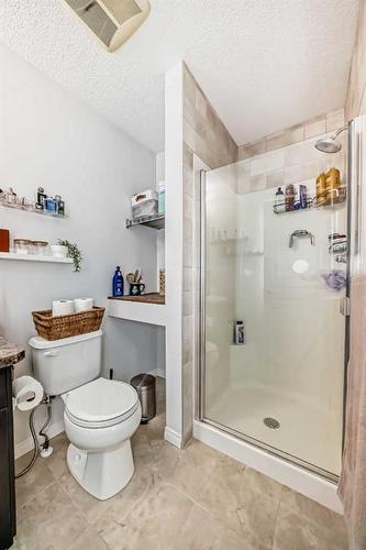 47 Auburn Bay Boulevard Se, Calgary, AB - Indoor Photo Showing Bathroom