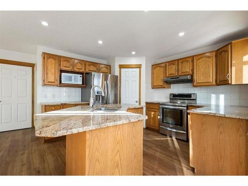 13 Edgeridge Mews Nw, Calgary, AB - Indoor Photo Showing Kitchen With Stainless Steel Kitchen