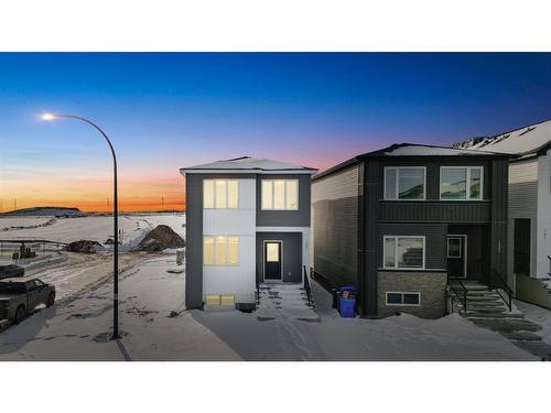 139 Lewiston Drive Ne, Calgary, AB - Outdoor