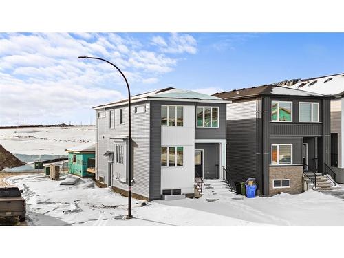 139 Lewiston Drive Ne, Calgary, AB - Outdoor