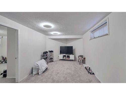 246 Saddlefield Place Ne, Calgary, AB - Indoor