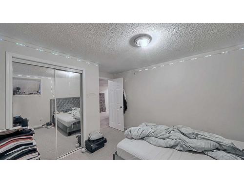 246 Saddlefield Place Ne, Calgary, AB - Indoor Photo Showing Bedroom