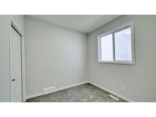 605 Dawson Drive, Chestermere, AB - Indoor Photo Showing Other Room