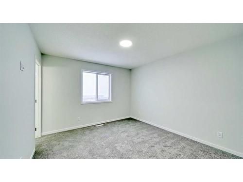 605 Dawson Drive, Chestermere, AB - Indoor Photo Showing Other Room